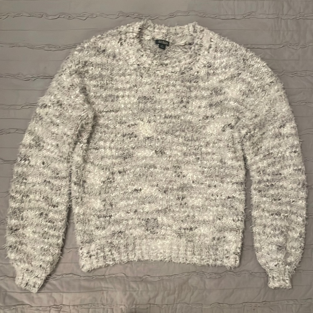 ❤️3/$18 Wild Fable Eyelash Knit Sweater